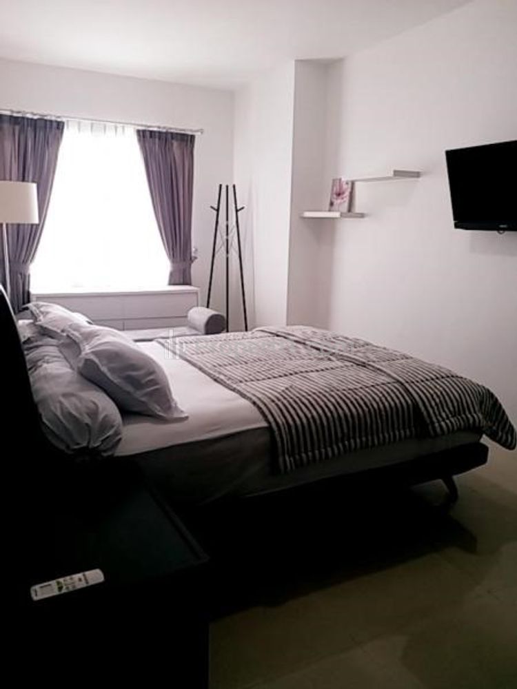 Sewa Apartemen Cosmo Mansion (Jakarta Residence) Thamrin City Jakarta Pusat - 2 Bedroom Fully Furnished