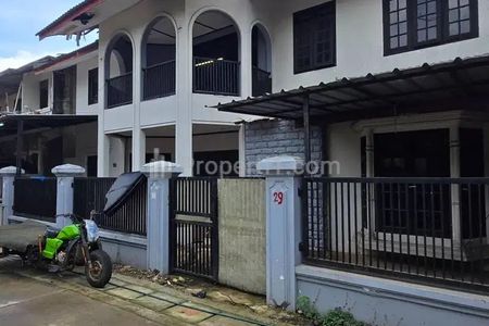 Jual Rumah Mewah Harga di Bawah NJOP BU Dekat Puri Kembangan Jakarta Barat