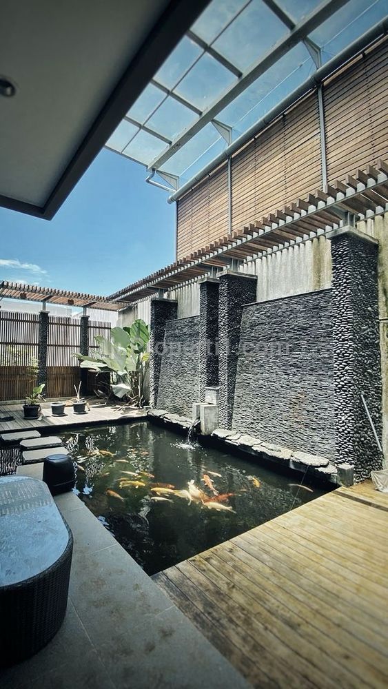 Jual Rumah Mewah Full Furnished di Jl. Pada Asih, Sukasari, Bandung