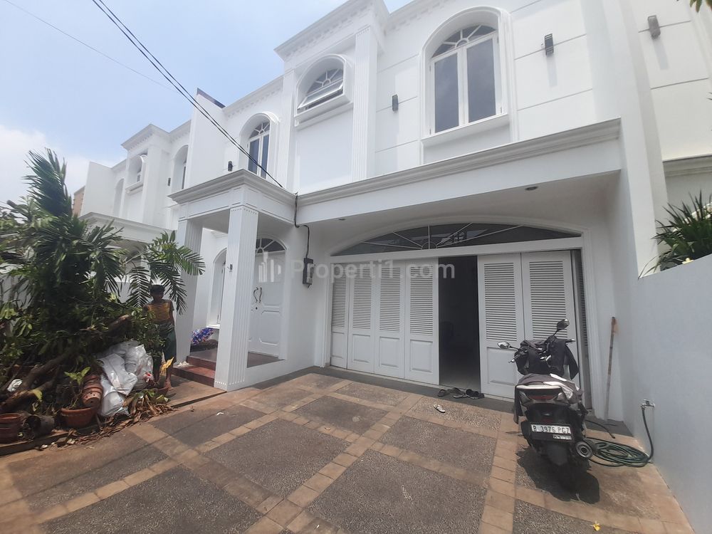 Sewa Rumah Murah dan Siap Huni, Baru Renov, Nego di Kalibata, Pasar Minggu, Jakarta Selatan