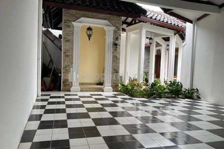 Rumah Dijual 2 Lantai Dekat Kampus UPN Pondok Labu, Jakarta Selatan