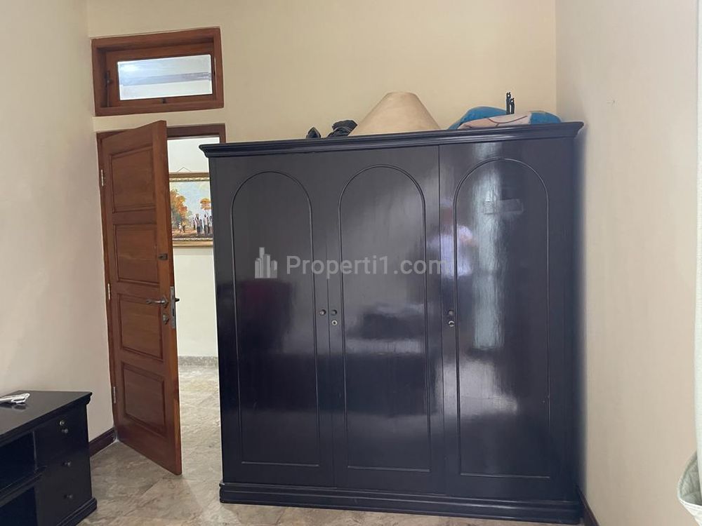 Rumah Dijual 2 Lantai Dekat Kampus UPN Pondok Labu, Jakarta Selatan