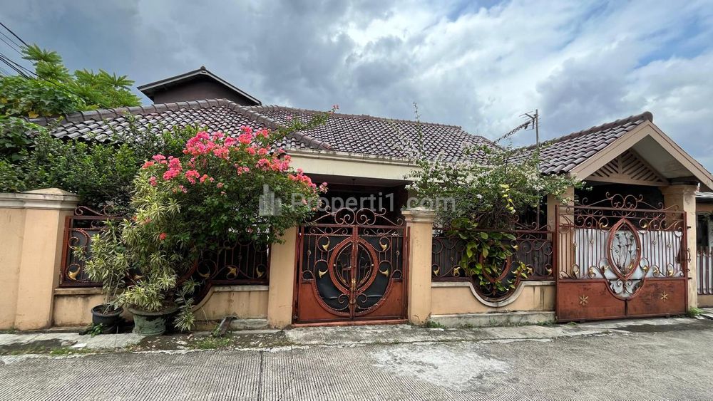 Jual Cepat Rumah Hook 1,5 Lantai SHM di Komplek BTN Hankam, Kelapa Dua Cimanggis, Depok