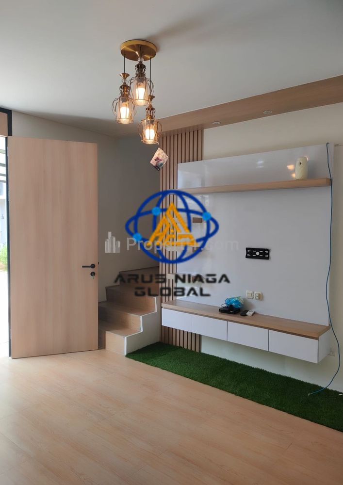 Dijual Rumah Over Kredit di Perumahan Waterfront Cikarang Bekasi