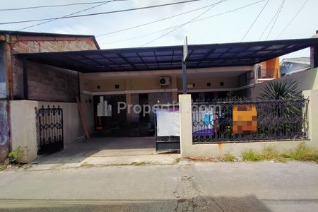 Dijual Rumah Lama 1 Lantai, Luas dan Lokasi Strategis, di Jaticempaka, Pondok Gede, Bekasi