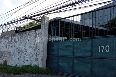 Dijual Gudang Luas 2300 m2 di Raya Utama Bringkang, Gresik