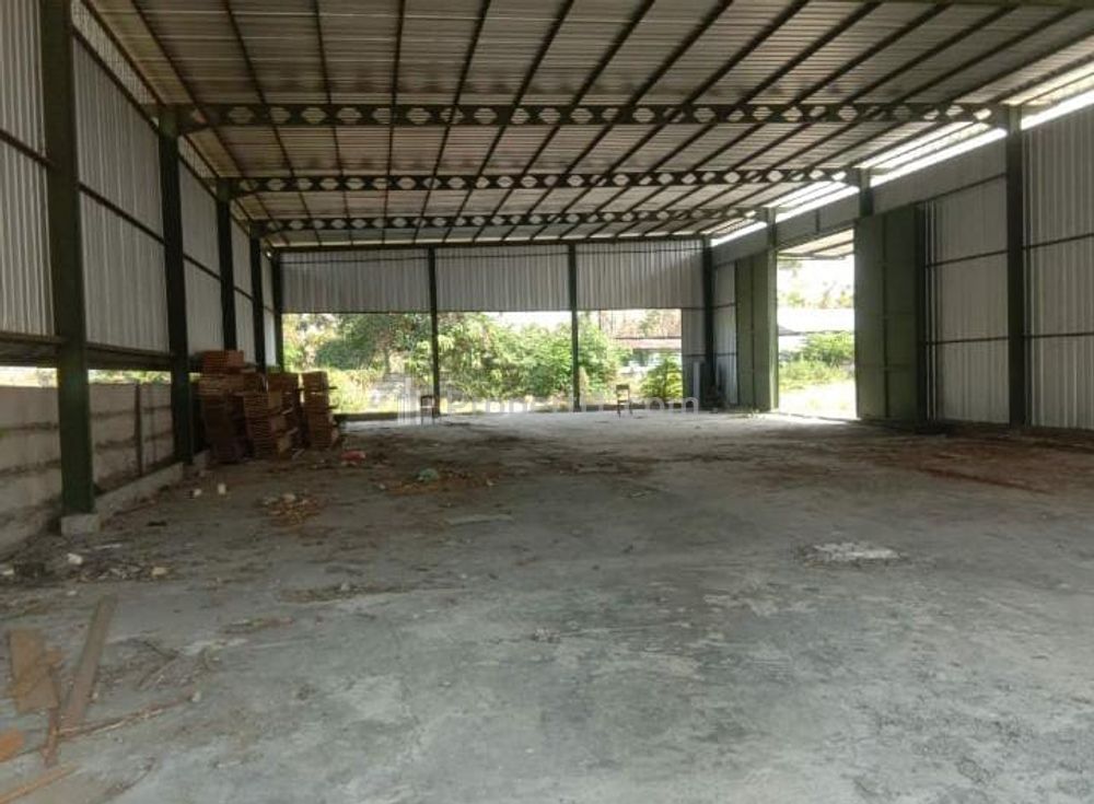 Dijual Gudang & Tanah di Raya Tegalrejo, Lamongan