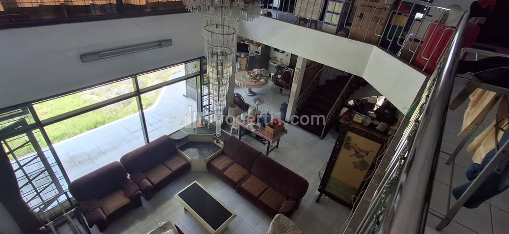 Dijual Rumah Nol Jalan Raya Darmo Harapan 1 Surabaya Strategis Depan Tiera Soho, Hokky Supermarket Buah