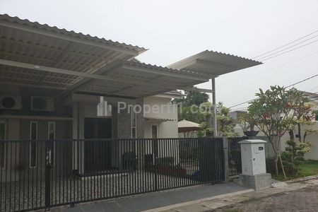 Jual Rumah Nyaman di Taman Riviera Regency, Surabaya