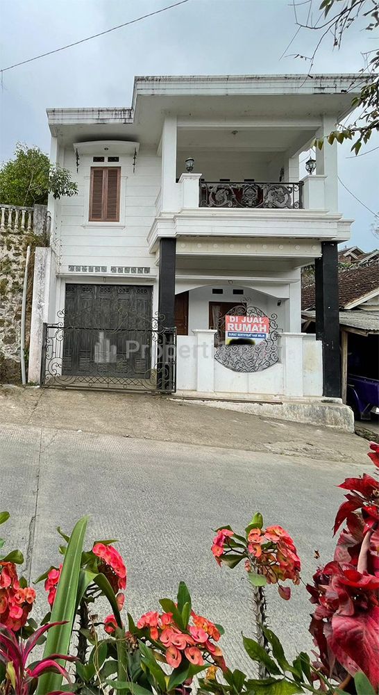 Jual Rumah Serasa Villa Udara Sejuk Pegunungan Dekat dengan Objek Wisata di Ciwidey Bandung