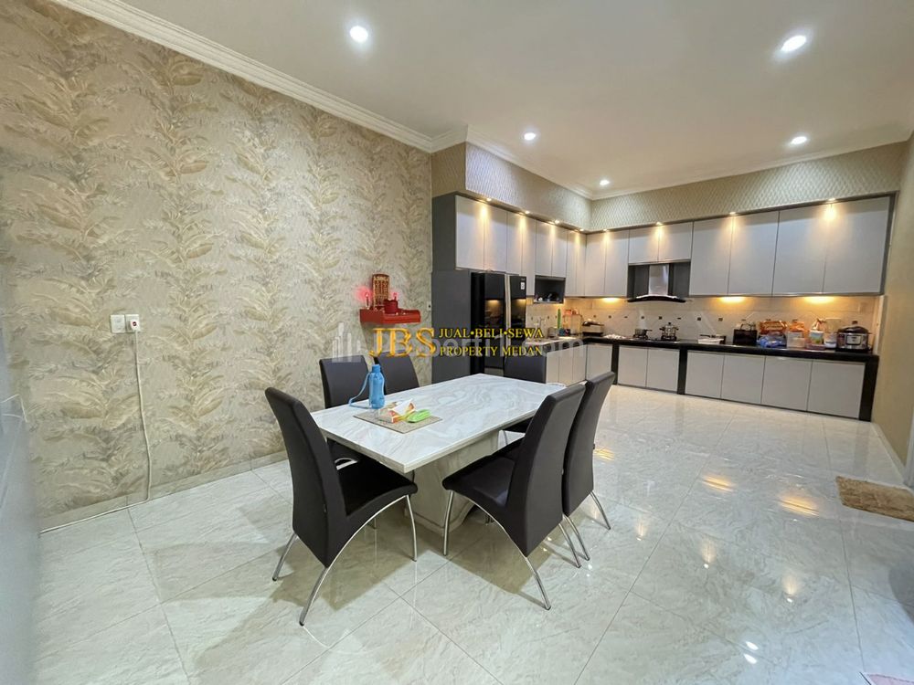 Jual Rumah Siap Huni Lux di Komplek Cemara Hijau - Medan