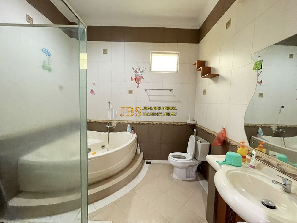 Jual Rumah Siap Huni Lux di Komplek Cemara Hijau - Medan