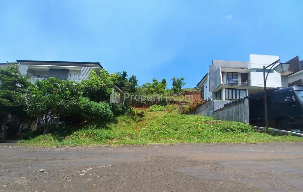Dijual Tanah Lahan Kavling untuk Villa di Dago Pakar Bandung