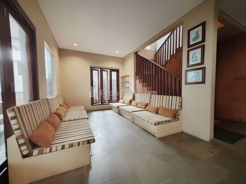 Dijual Rumah 3 Lantai di Pada Asih, Kota Bandung