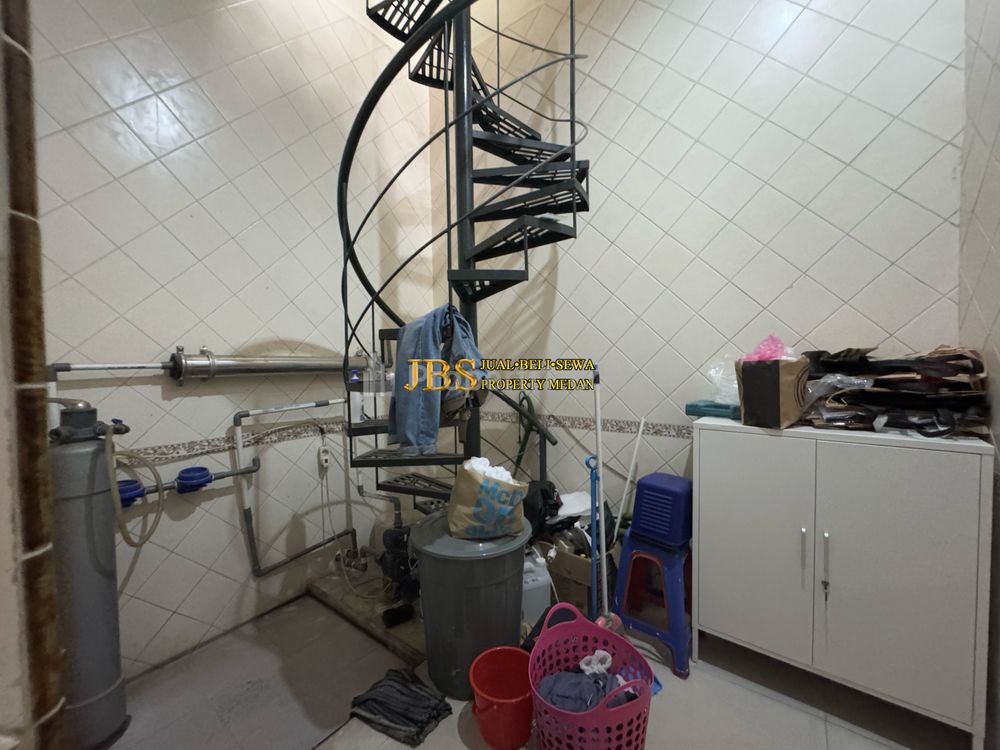 Jual Rumah 2 Tingkat di Komplek Cemara Asri Medan Jalan Asoka