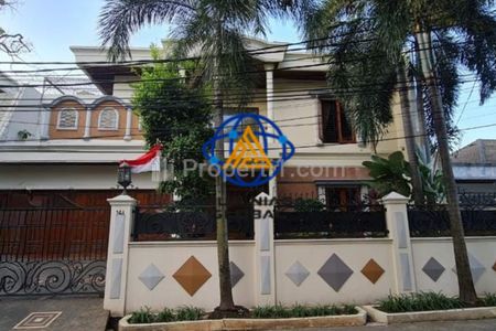 Dijual Rumah di Kawasan Kemang Jakarta Selatan Sertifikat SHM