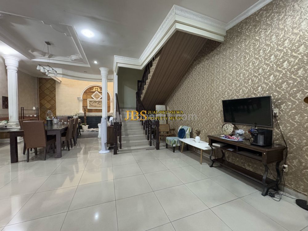 Jual Rumah 2 Tingkat di Komplek Cemara Asri Medan Jalan Asoka