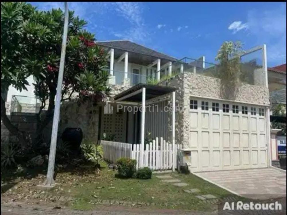 Dijual Rumah 2 Lantai di Taman Hunian Satelit 2, Surabaya