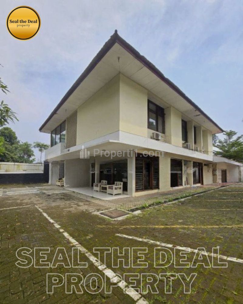 Disewakan Rumah Luas Bisa untuk Kantor di Kemang Jakarta Selatan STD590