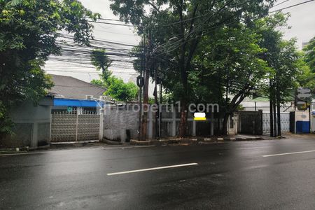 Dijual Rumah Lama Luas 3 Rumah di Duren Tiga, Pancoran, Jakarta Selatan