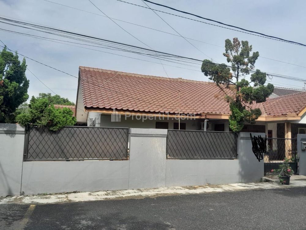 Jual Rumah Siap Pakai di Jln Penerangan 3, Jakarta Selatan