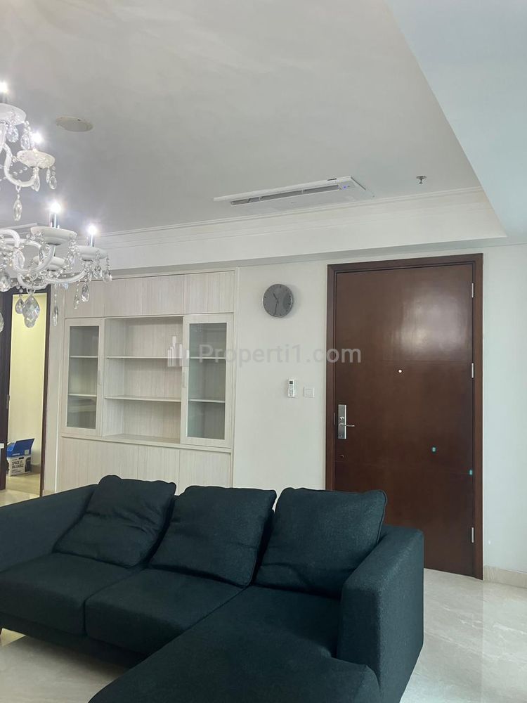Sewa Apartemen Casa Grande Residence Phase 2 Private Lift Siap Huni - 3+1 BR Furnished