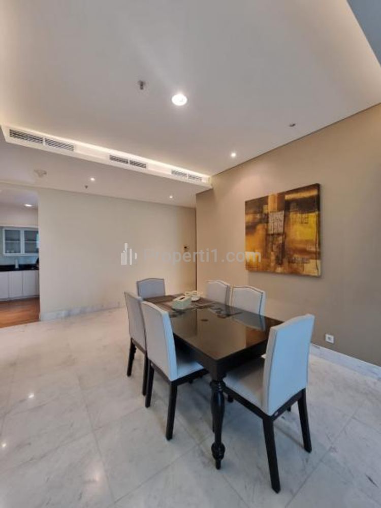 Sewa Apartemen Senayan City Residence 3BR Good Furnished
