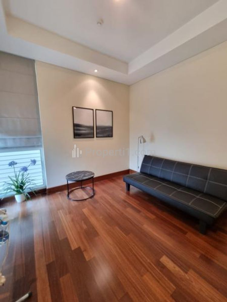 Sewa Apartemen Senayan City Residence 3BR Good Furnished