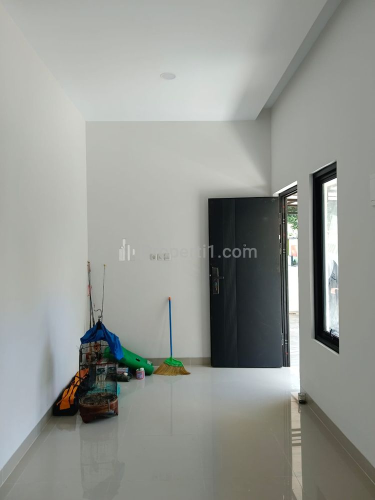 Dijual Rumah Baru Minimalis Tanah Luas di Banyuraden Jl. Godean Km 4 Yogyakarta