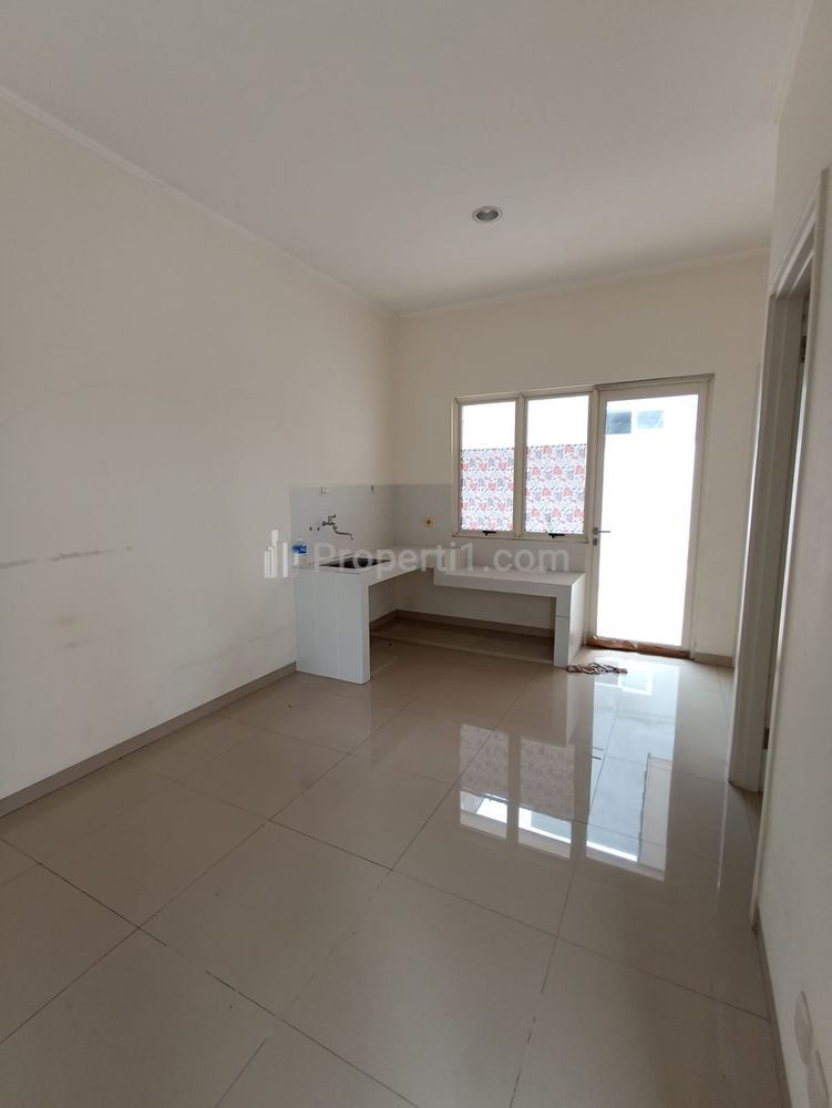 Disewakan Rumah Cluster Bianca Suvarna Sutera Tangerang