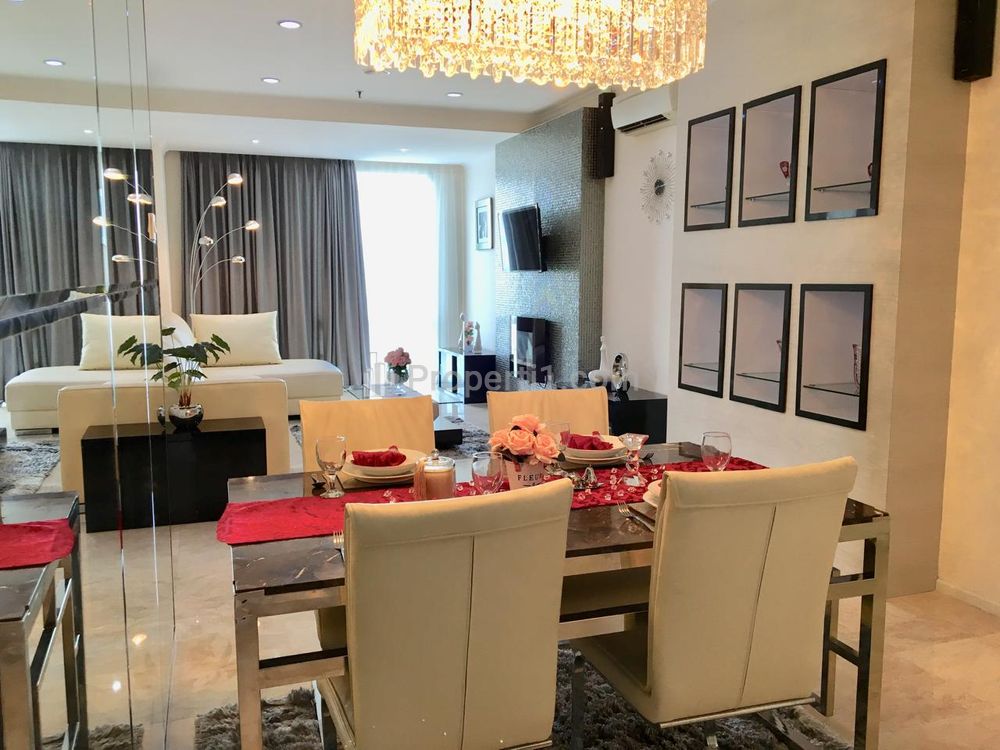 Sewa Apartemen FX Residence 3+1 BR Luxury Modern Furnished