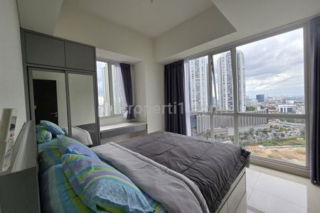 Sewa Apartemen Westmark 2 BR View Mall Taman Anggrek dan Toll Dalam Kota, Fasilitas Lengkap, Selangkah ke MTA, Central Park dan Hublife