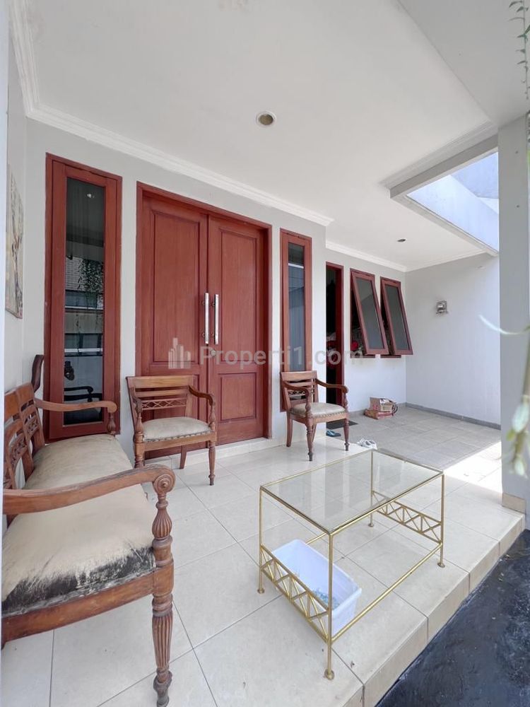 Dijual Rumah Komplek Cantik di Cireundeu, Ciputat Timur, Tangerang Selatan, Banten