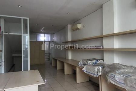 Disewakan Ruko di Pos Pengumben, Sukabumi Selatan, Kebon Jeruk, Jakarta Barat