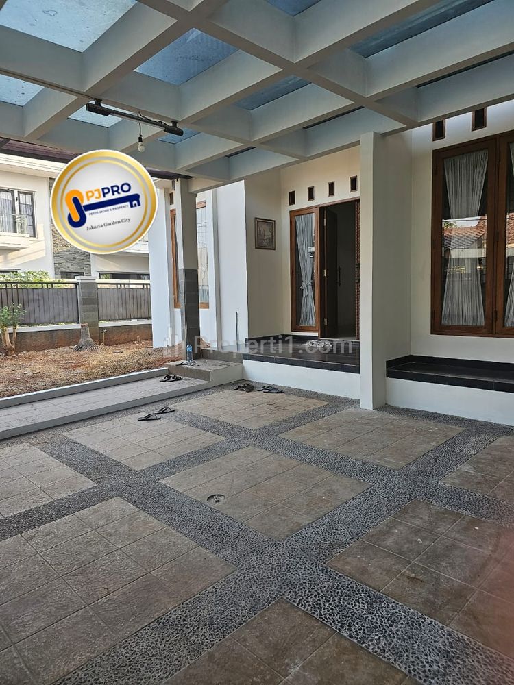 Dijual Rumah Cantik di Daerah Metland Menteng, Jakarta Timur