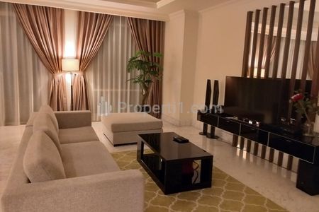 Disewakan Apartment at Botanica - 3+1 BR Full Furnished and Very Good Condition - Strategic Location in South Jakarta