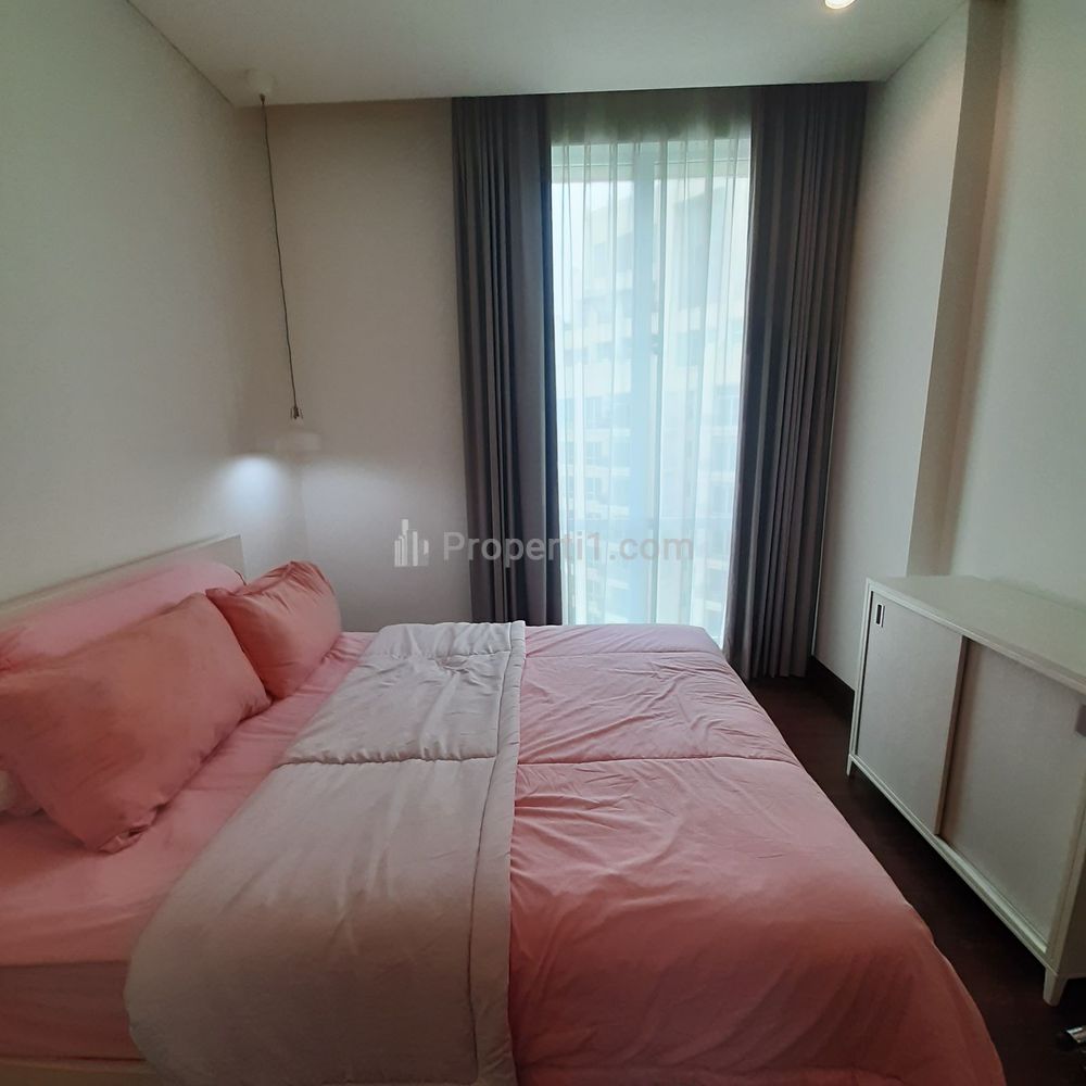 Sewa Apartemen Pakubuwono House Tipe 4+1 BR Full Modern Furnished - Strategic Location in South Jakarta