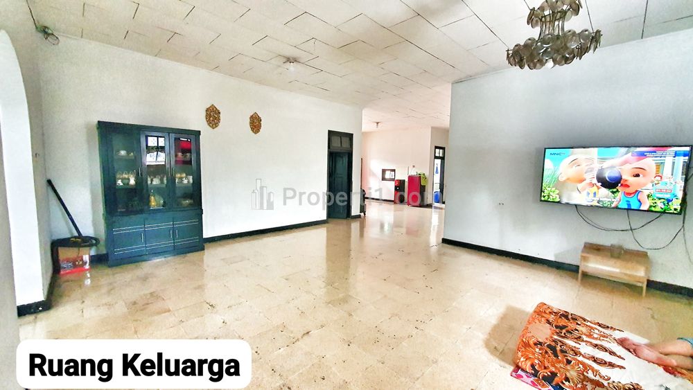 Dijual Tanah dan Rumah di Babelan, Bekasi - Luas Tanah 1.635m2, Luas Bangunan 255 m2