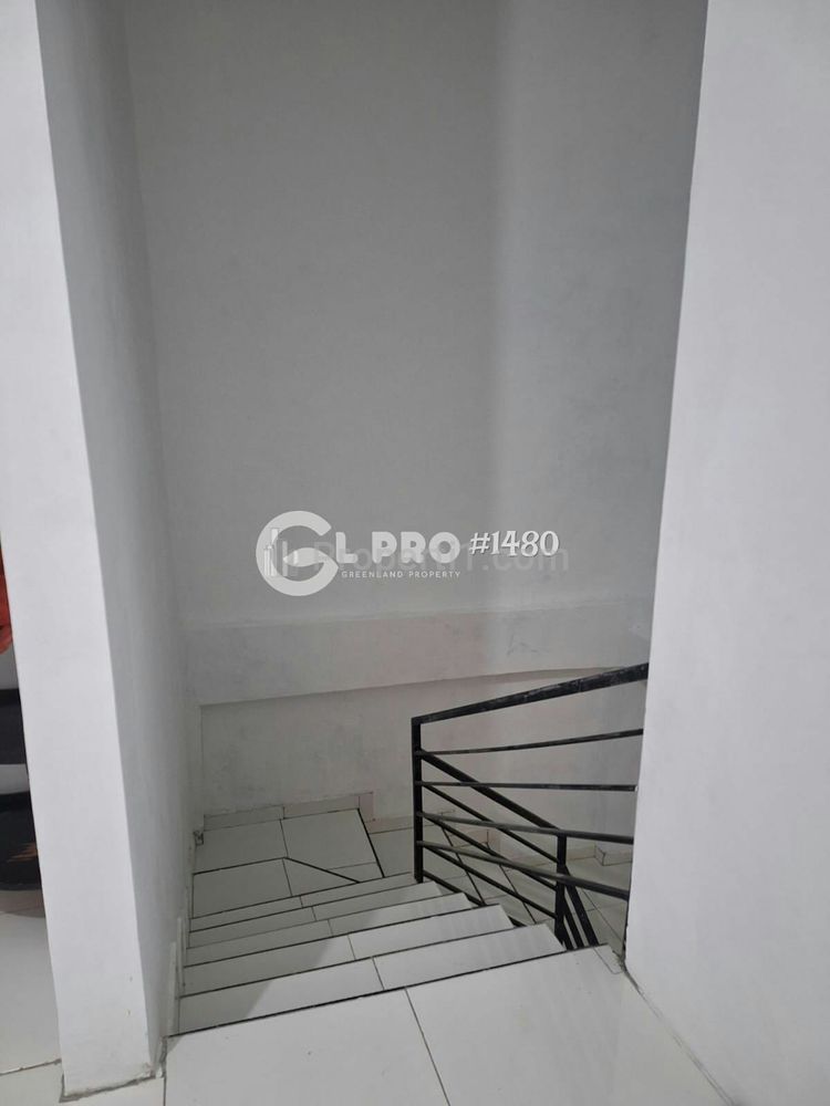 Dijual Rumah 2 Lantai Bangunan Baru Lokasi Strategis Bisa Buat Usaha di Perumahan Jatimulya Bekasi Timur