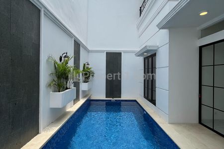 Jual Rumah Baru di Pondok Indah Jakarta Selatan Ada Kolam Renang - 5 Kamar Tidur