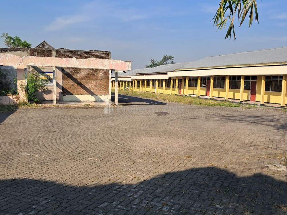 Dijual Tanah di Jalan Raya Sepat Wiyung Lakarsantri Surabaya