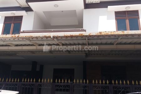 Dijual Rumah Cantik di Area Pengadegan, Cikoko, Pancoran, Jakarta Selatan