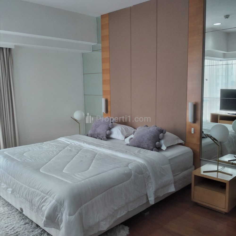 Sewa Apartemen Somerset Permata Berlian - 3 BR  Full Furnished