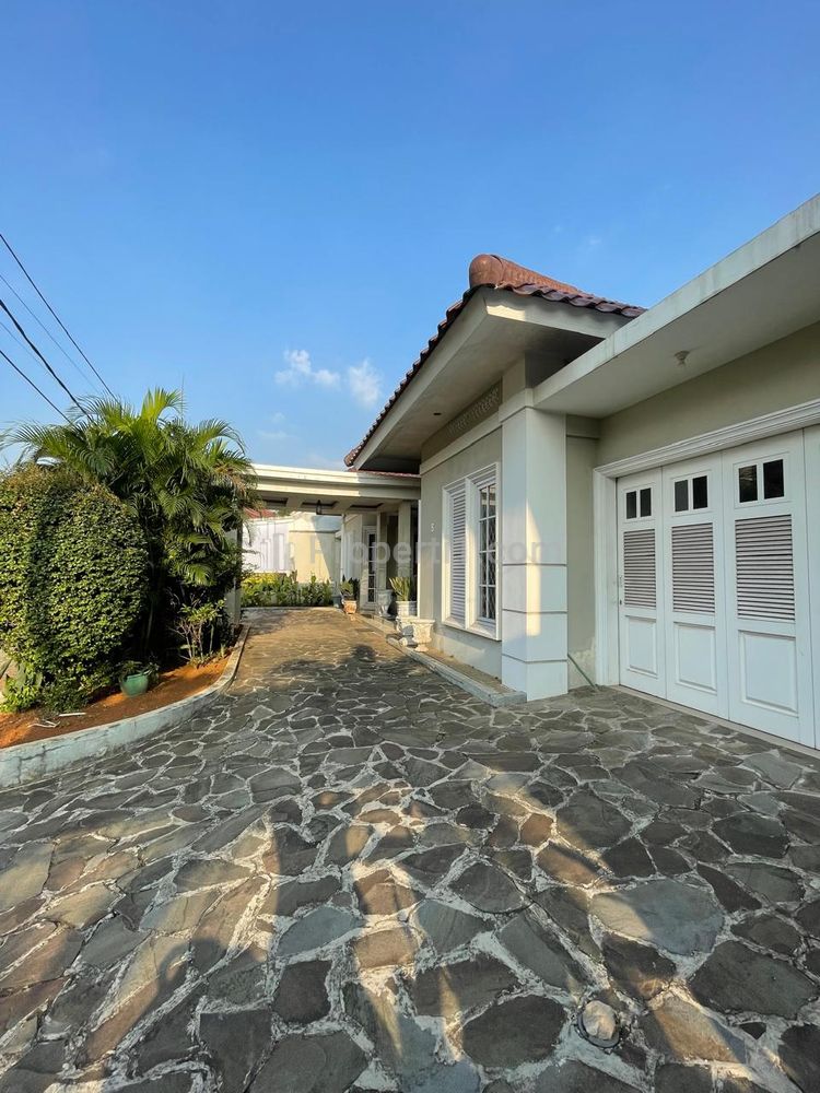 Disewakan Rumah Nyaman di Cluster di Perumahan Ceger, Cipayung, Jakarta Timur