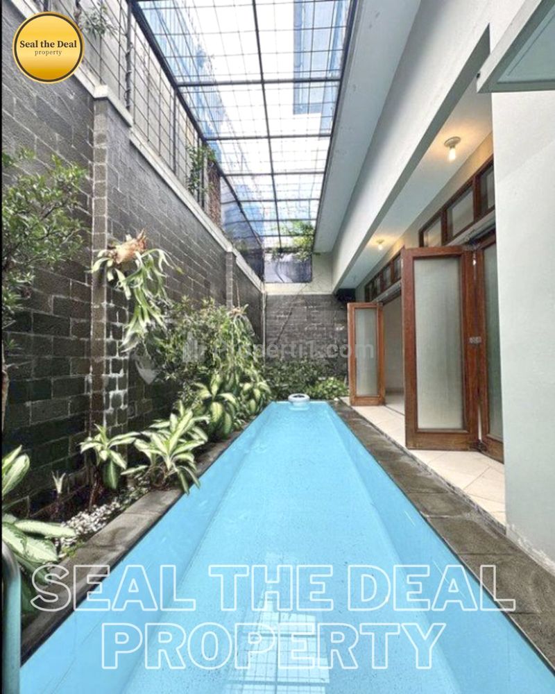 Rumah Disewakan di Senopati Kebayoran Baru Jakarta Selatan STD496
