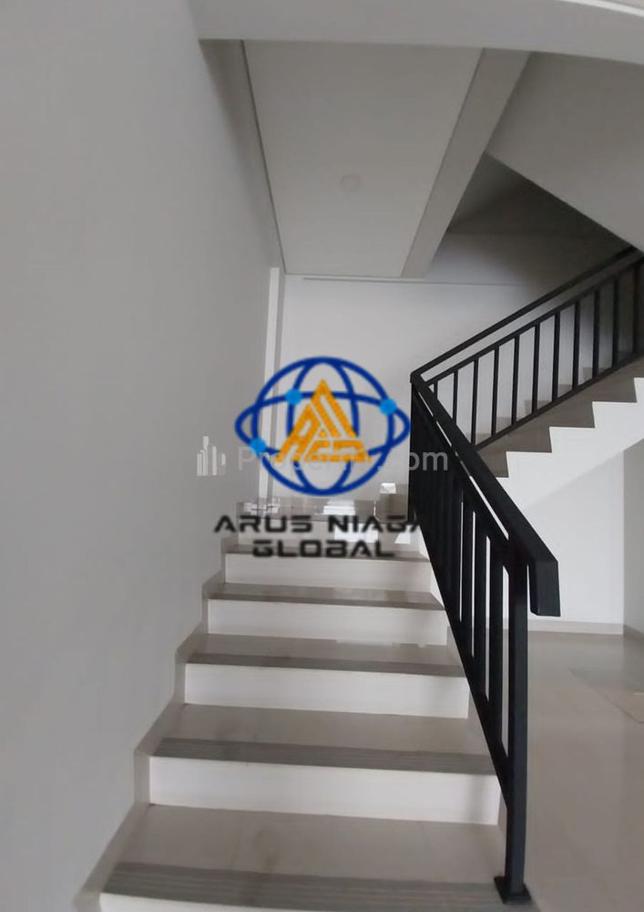 Disewakan Ruko 3 Lantai di Cileungsi Bogor