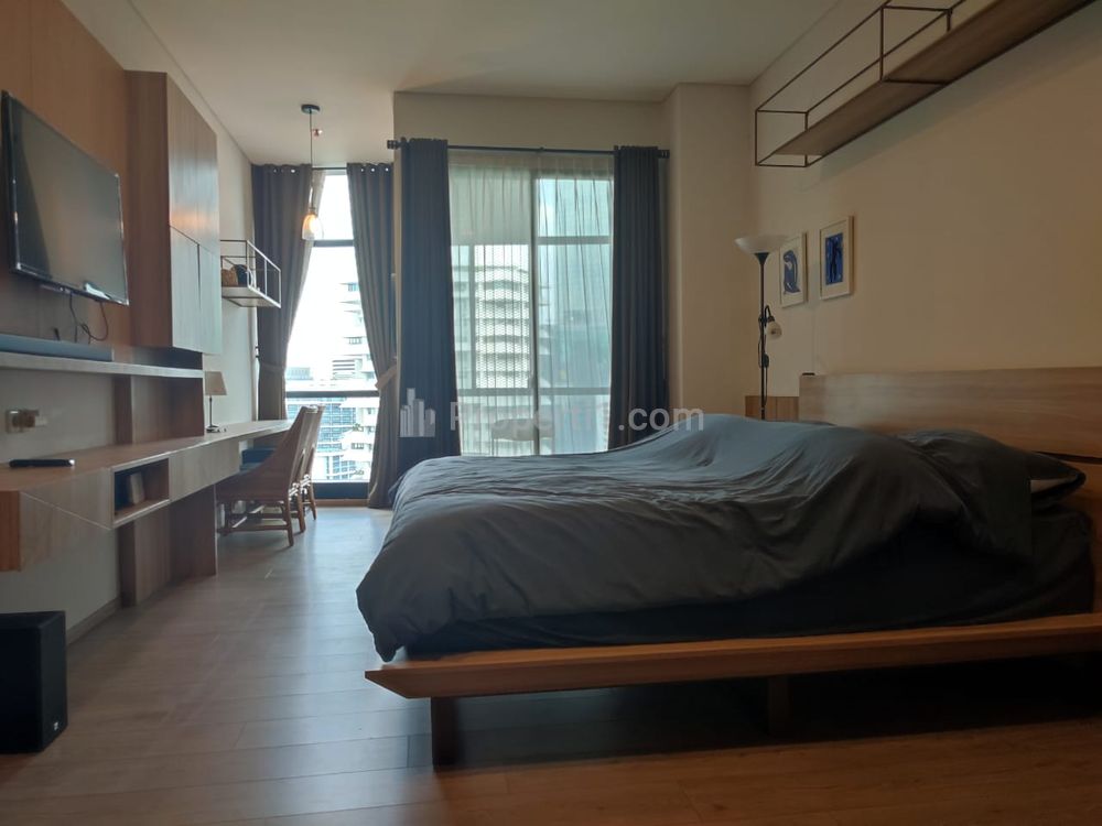 Disewakan Modern Minimalist Sudirman Suites Apartment Strategic Location In Central Jakarta - Type Studio Fully Furnished