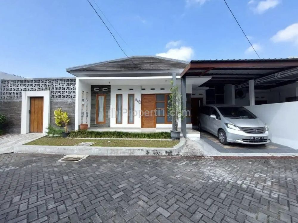 Dijual Rumah Minimalis Tanah Luas Dalam Perum Mejing Sidoarum Jl. Godean Km. 6,5 Yogyakarta