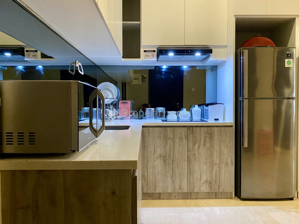 Sewa Apartemen Sudirman Suites 2+1BR Fully Good Furnished - Central Jakarta
