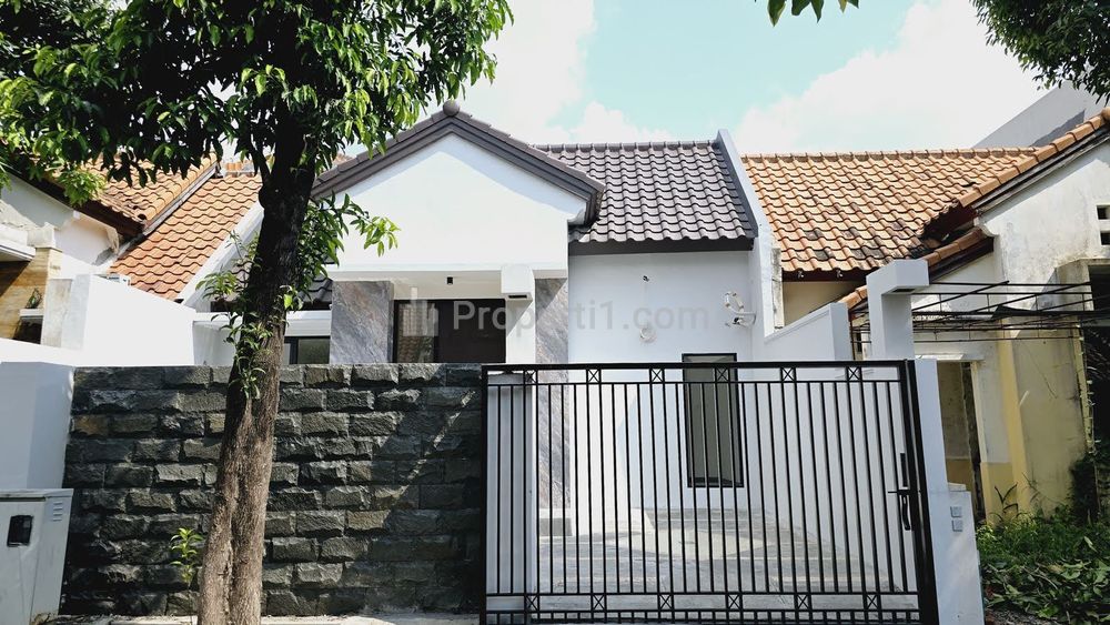 Rumah Dijual di Taman Puspa Raya Citraland Surabaya Barat